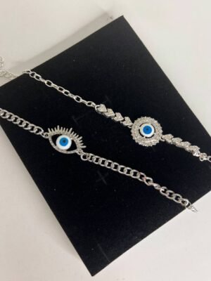 اساور فضيه شكل عيون أزرق