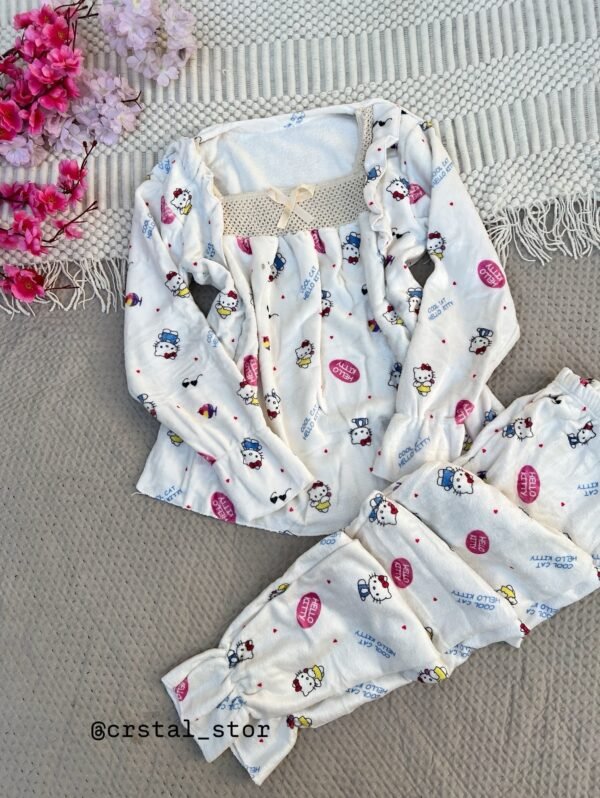 تراك فرو هيلو كيتي