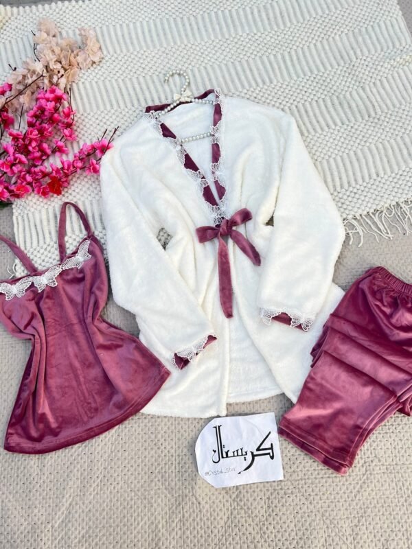 تراك ث قطع فرو وردي