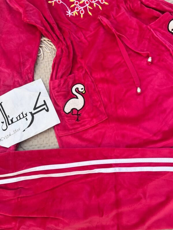 تراك مخمل مطرز وردي