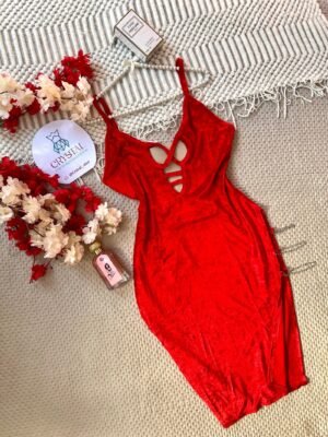 فستان قديفه احمر