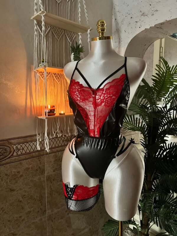 لانجري اسود واحمر جلد🔥