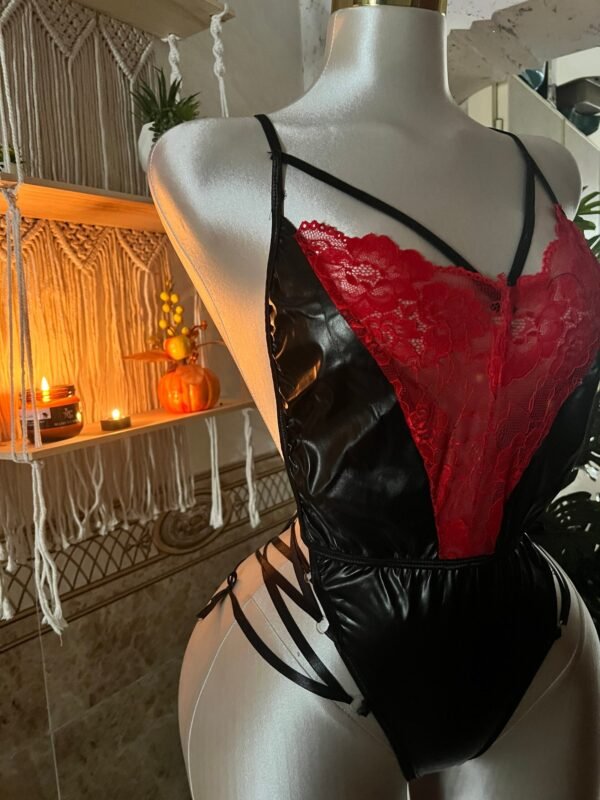 لانجري اسود واحمر جلد🔥