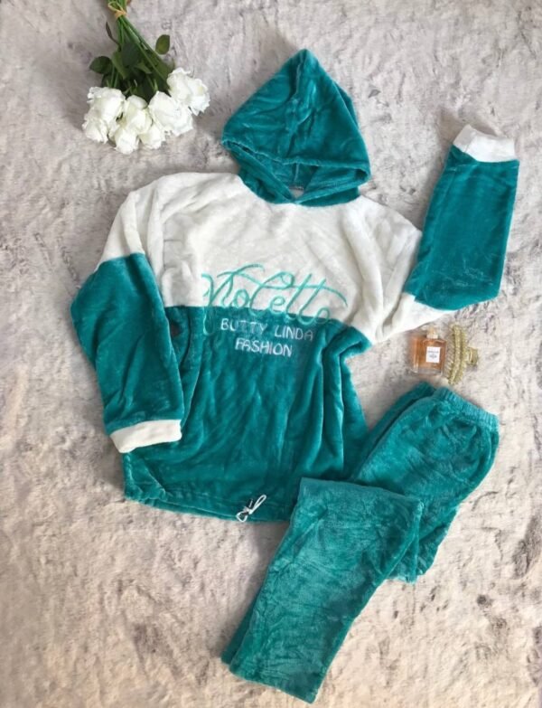 تراك فرو تركوازي